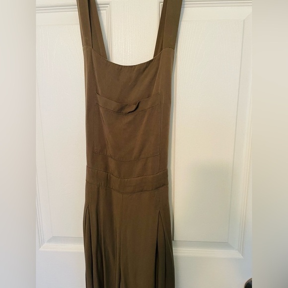 FOREVER 21 Green Pleated Suspenders Wide Leg Jumpsuit Overalls Romper Size S - Picture 4 of 7